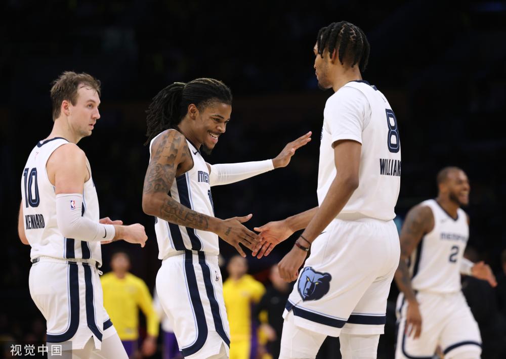 中场指挥官 中场指挥官