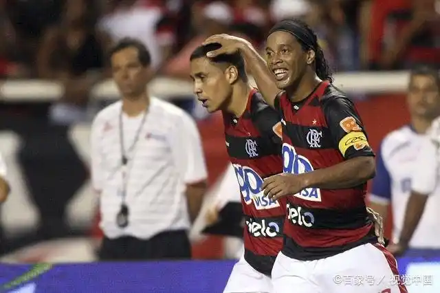 员与自家球 员与自家球